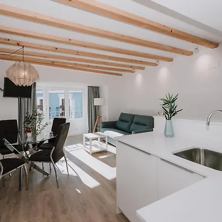 Burgosuites Aparthotel 3*