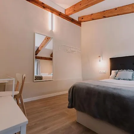 Burgosuites Apart-hotel Burgo